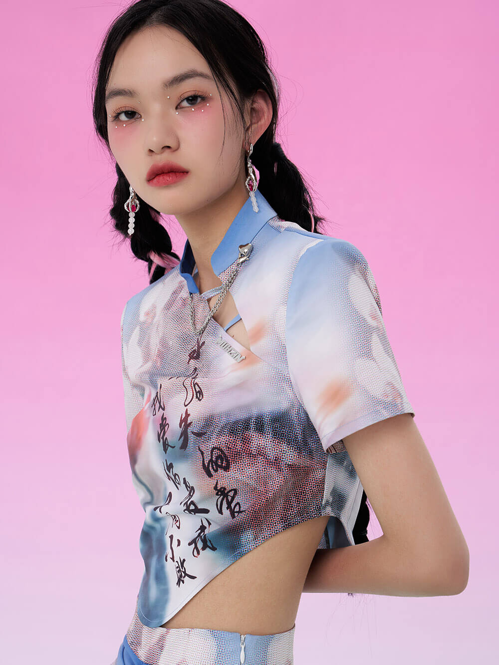 MUKZIN Printed Cheongsam Collar Cropped T-Shirt