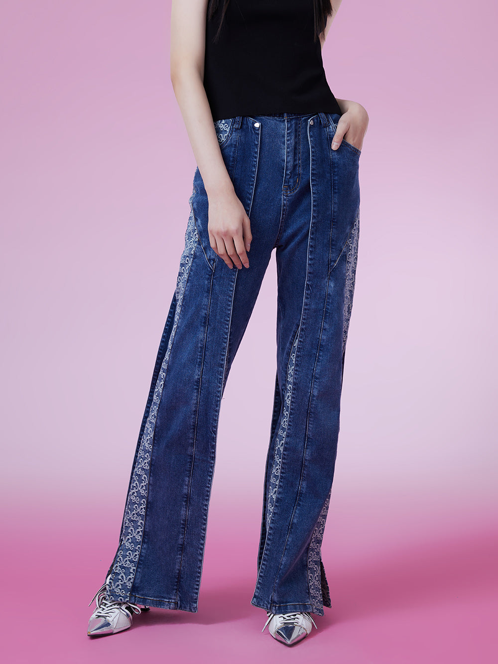 MUKZIN Jacquard High Rise Washed Relaxed Jeans