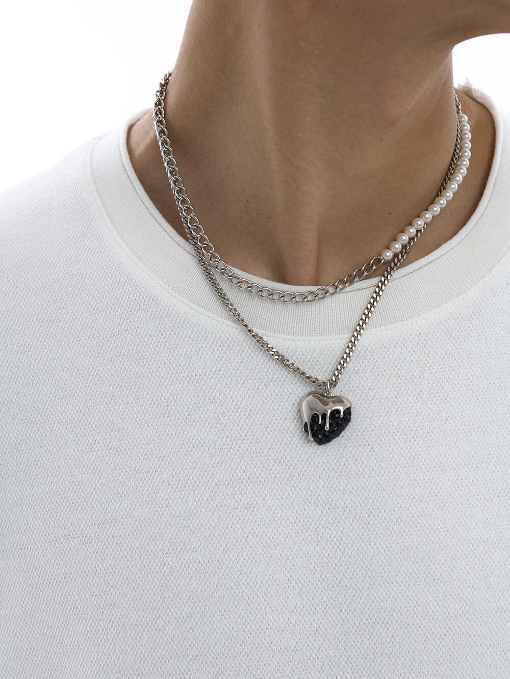 MUKTANK Silver Heart Necklace
