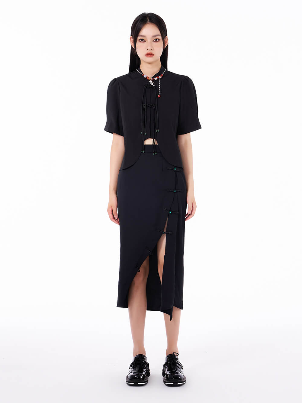 MUKTANK Black Slit Midi Skirt