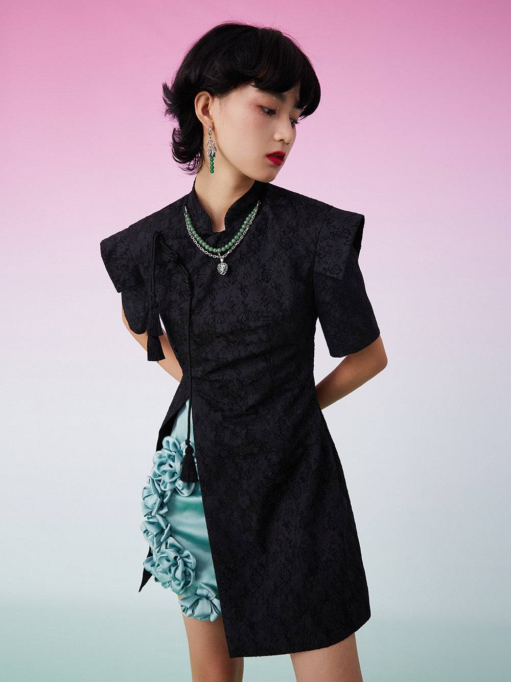 MUKZIN Contrast Floral Jacquard Black QIPAO Cheongsam L MUKZIN Contrast Floral Jacquard Black QIPAO Cheongsam L