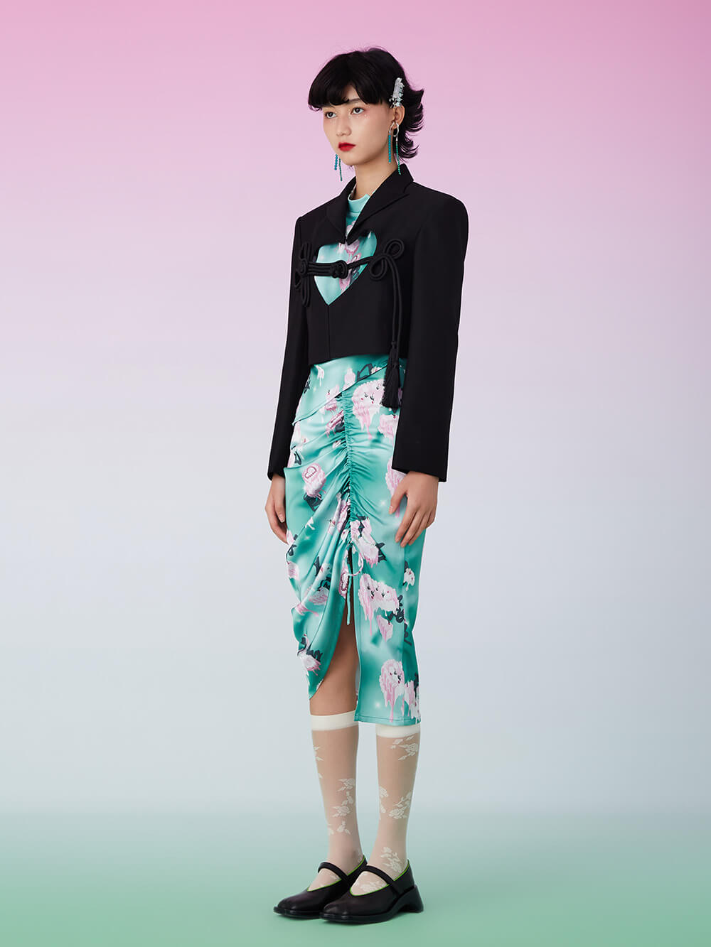 MUKZIN Black Chest Heart Design Short Coat